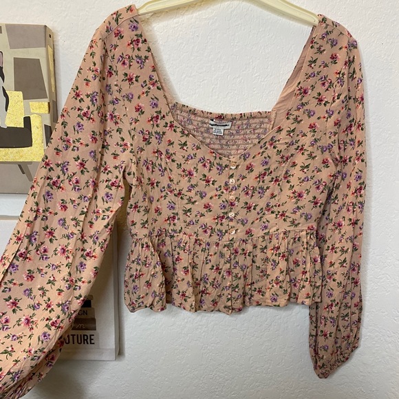 American Eagle Floral Top - Picture 2 of 4